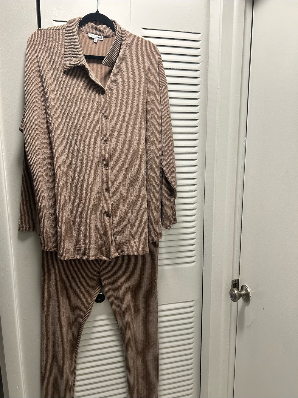 Cozy Knit Button-Front Leggings set in Taupe -